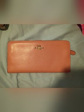 Coach Light Pink Very Soft Smooth Leather Wallet Gold Logo